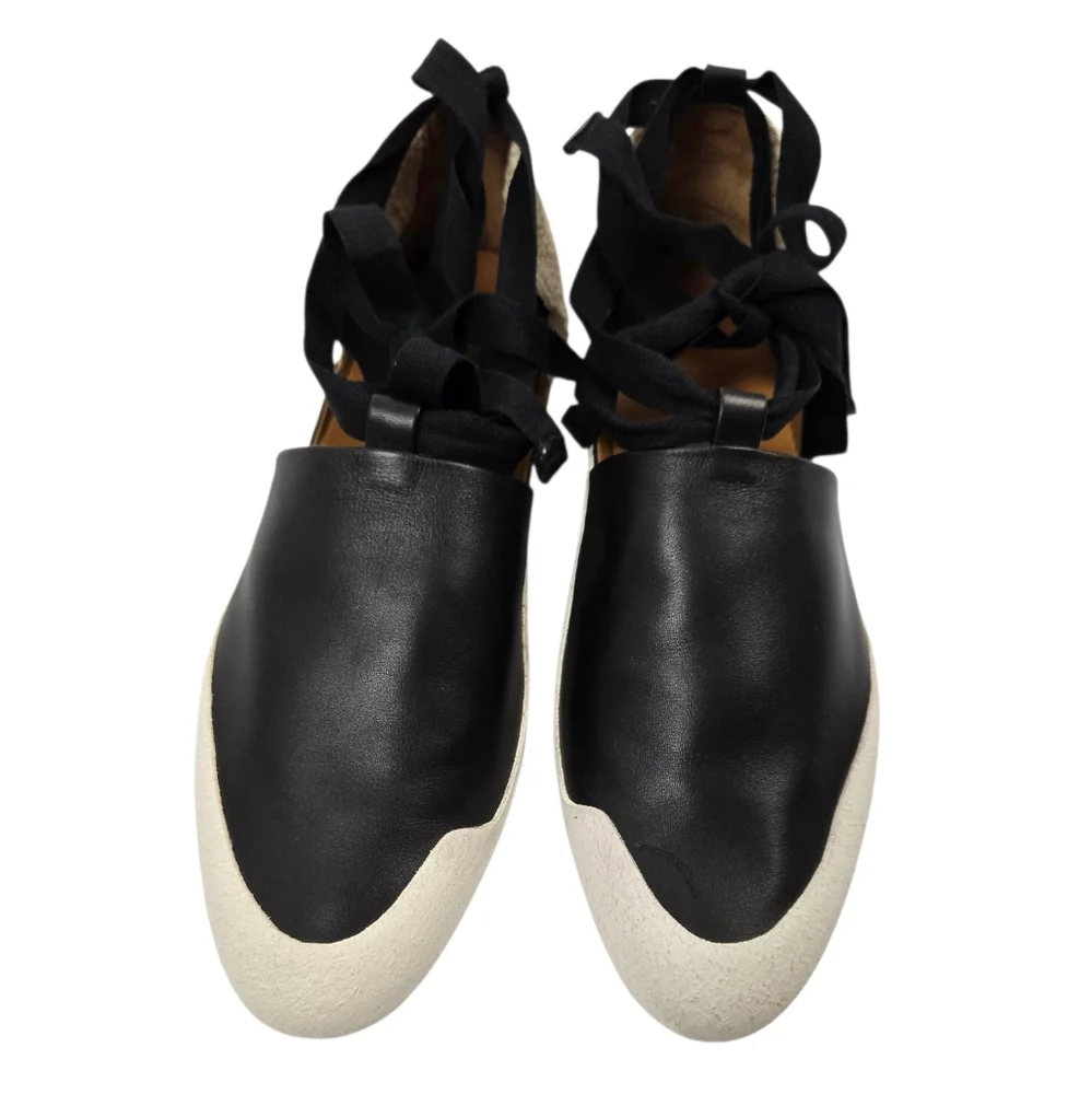 Coclico Kashm Black and White  Lace-up Sneakers